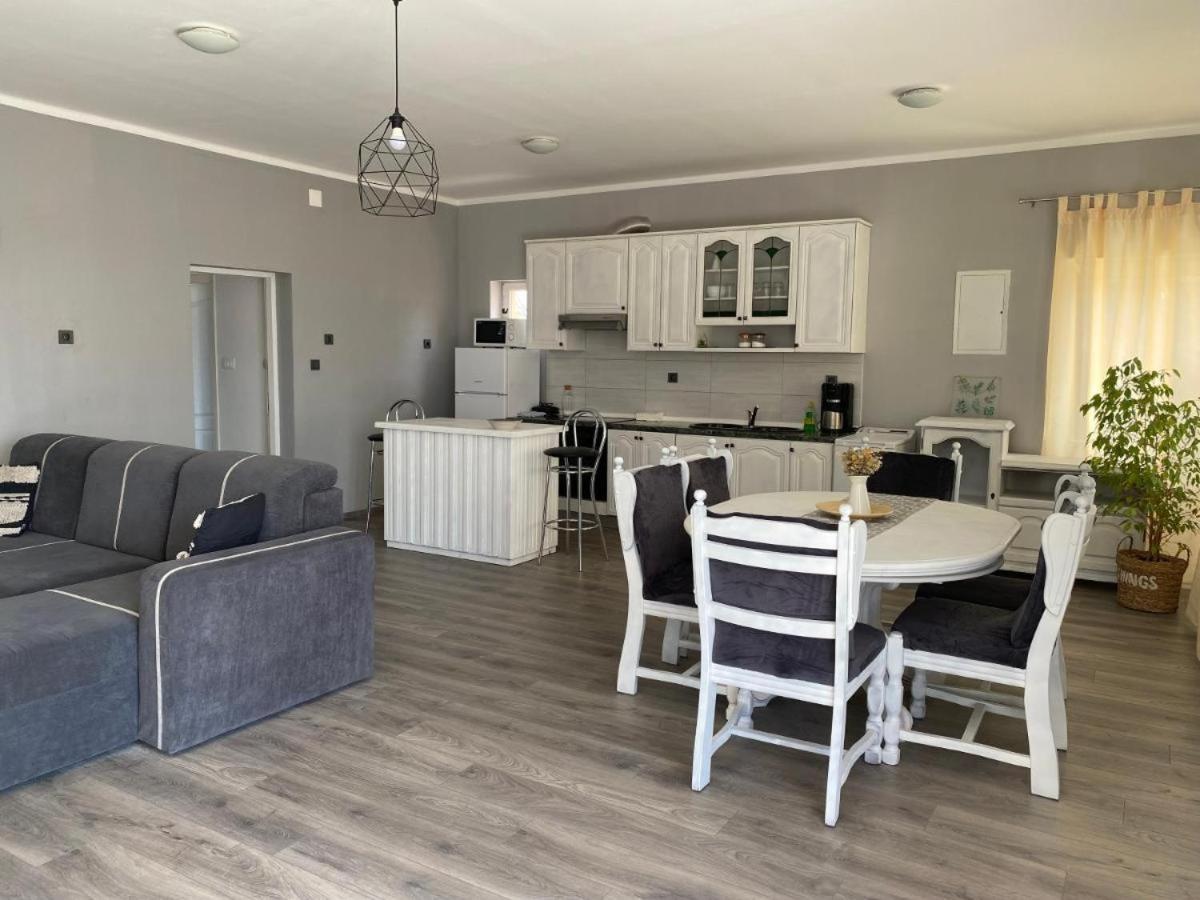 Iris Holiday Home Trbounje Extérieur photo